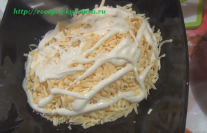 салат с курицей и ананасом